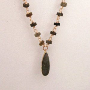 Stunning Labradorite Necklace